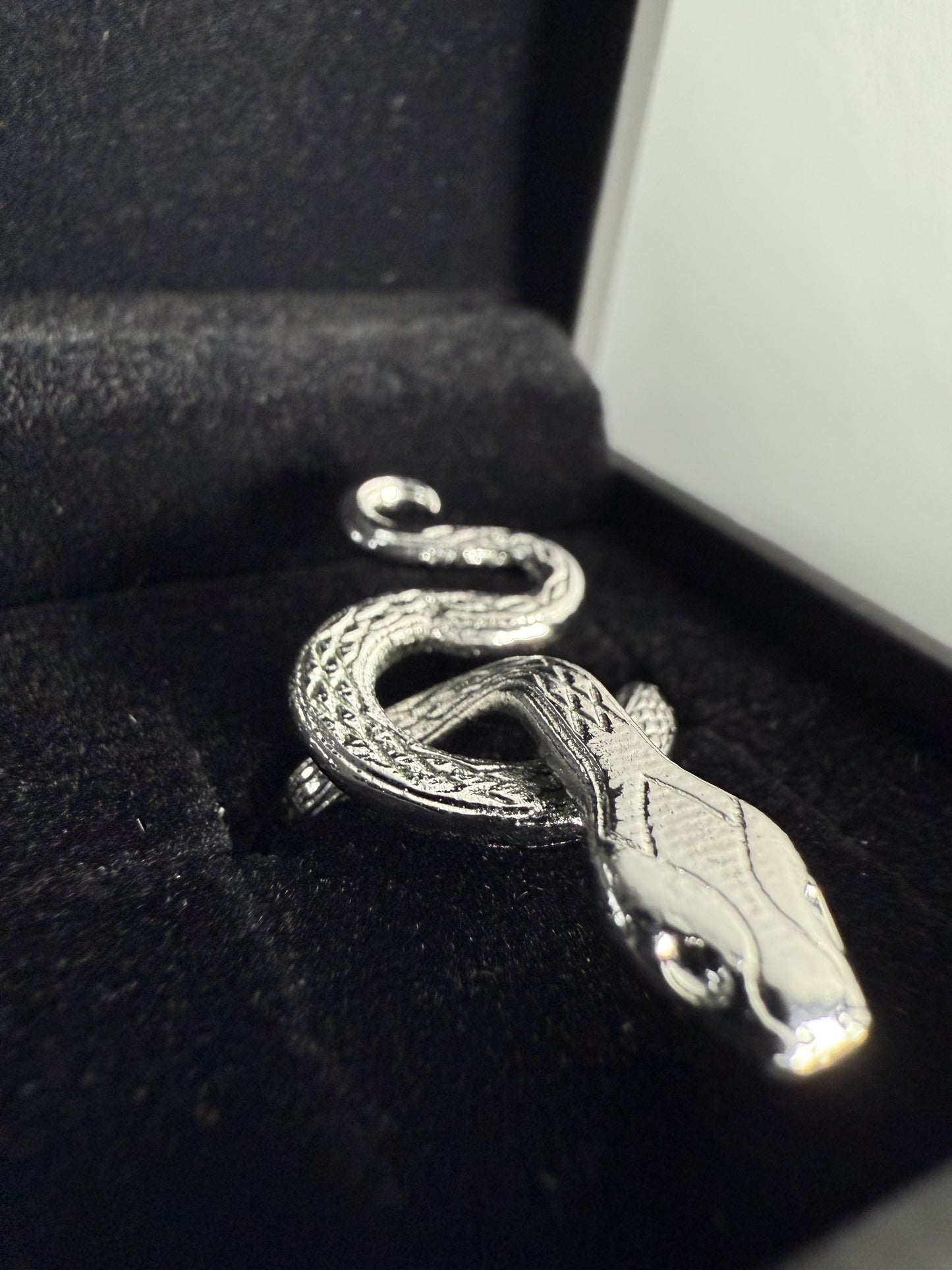 SNAKE RING