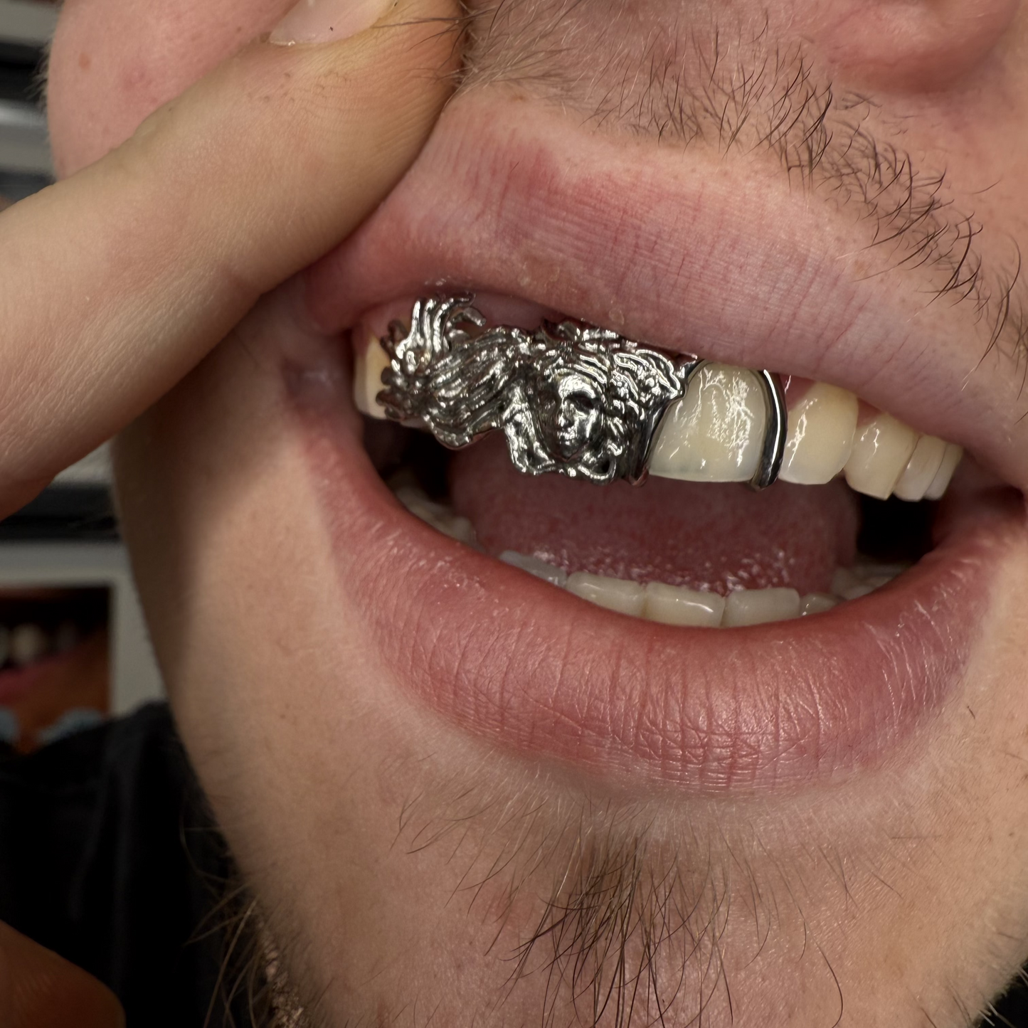 GRILLZ MEDUSA