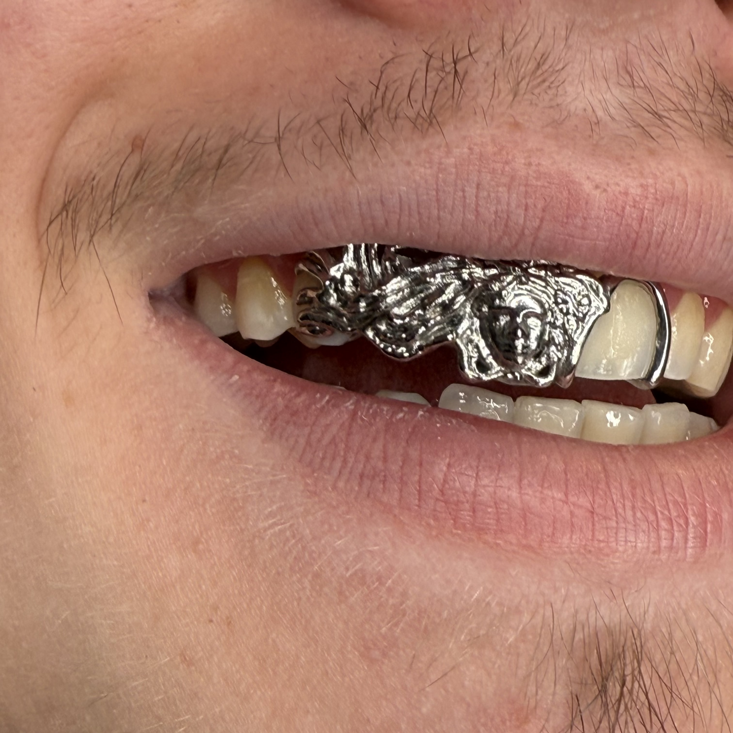 GRILLZ MEDUSA
