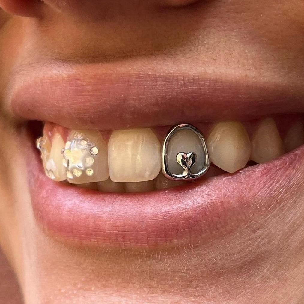 CUSTOM SHAPE GRILLZ